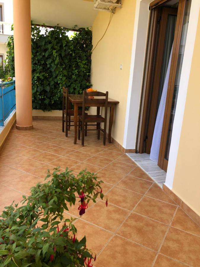 Vila Laura Pasha Villa Ksamil Eksteriør billede